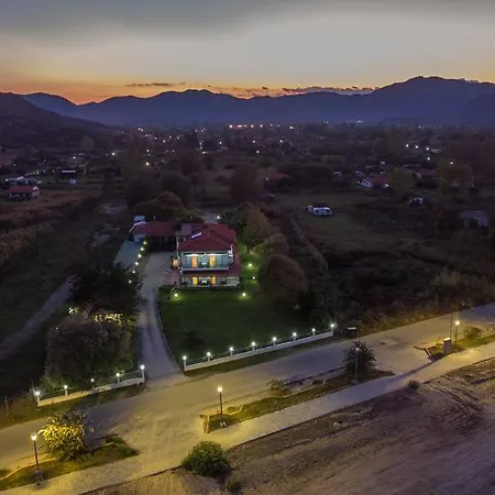 Apartmán Linaraki Studios &