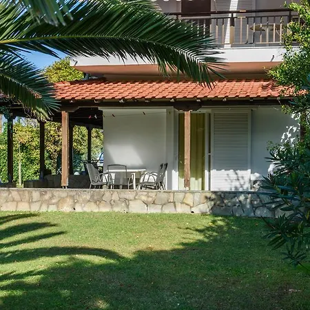 Linaraki & Halkidiki * Sykia