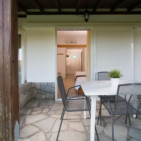 Linaraki & Halkidiki Sykia Chalkidikis