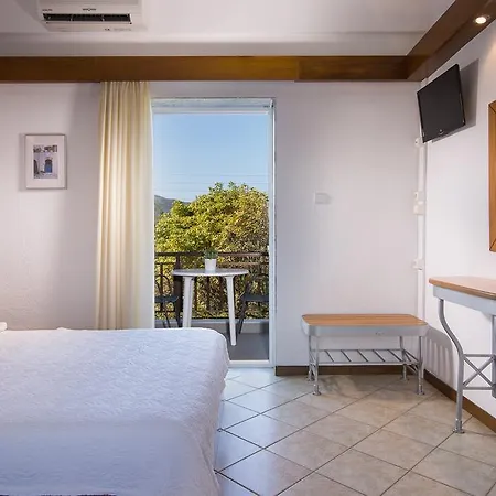 Linaraki & Halkidiki